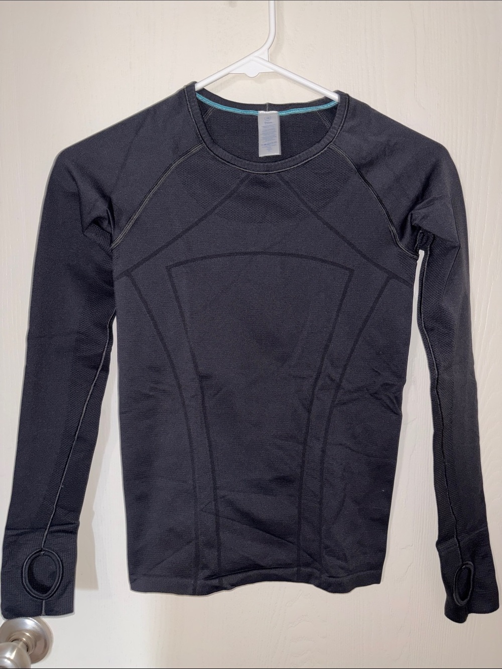 Ivivva Black Lightweight Long Sleeved Shirt